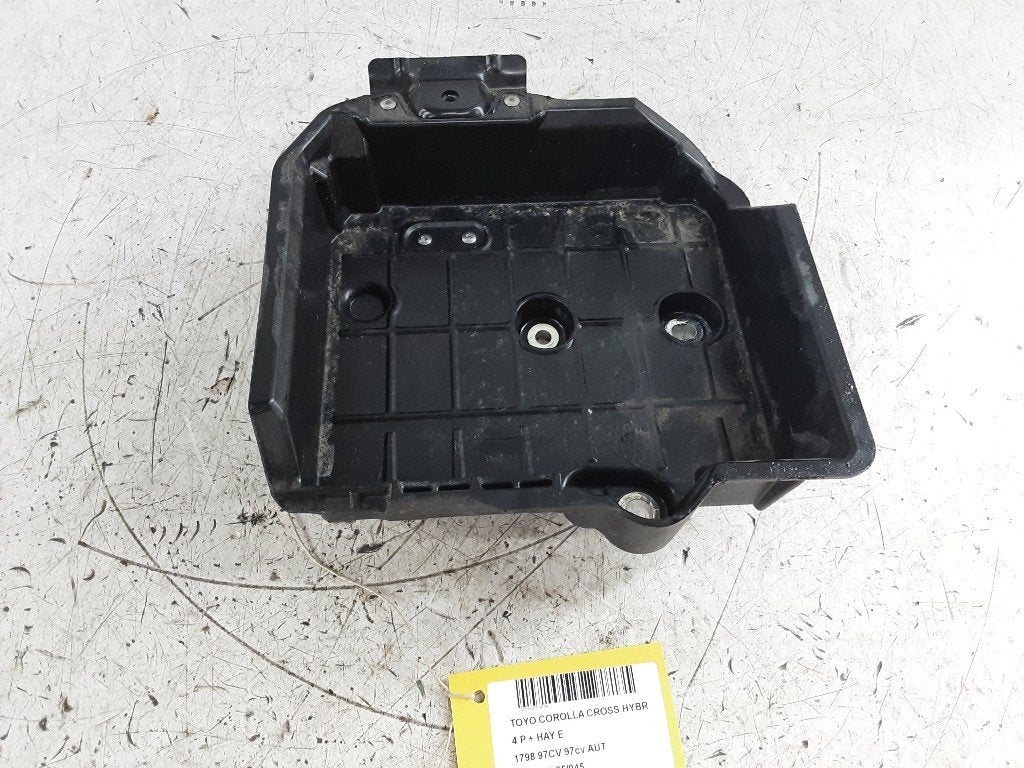 SUPPORT DE BATTERIE Toyota Corolla Cross (7440412610), Kundenbetreuung@toyota.de, Toyota, Utilisé, Toyota-Allee 2
50858  Köln, DE