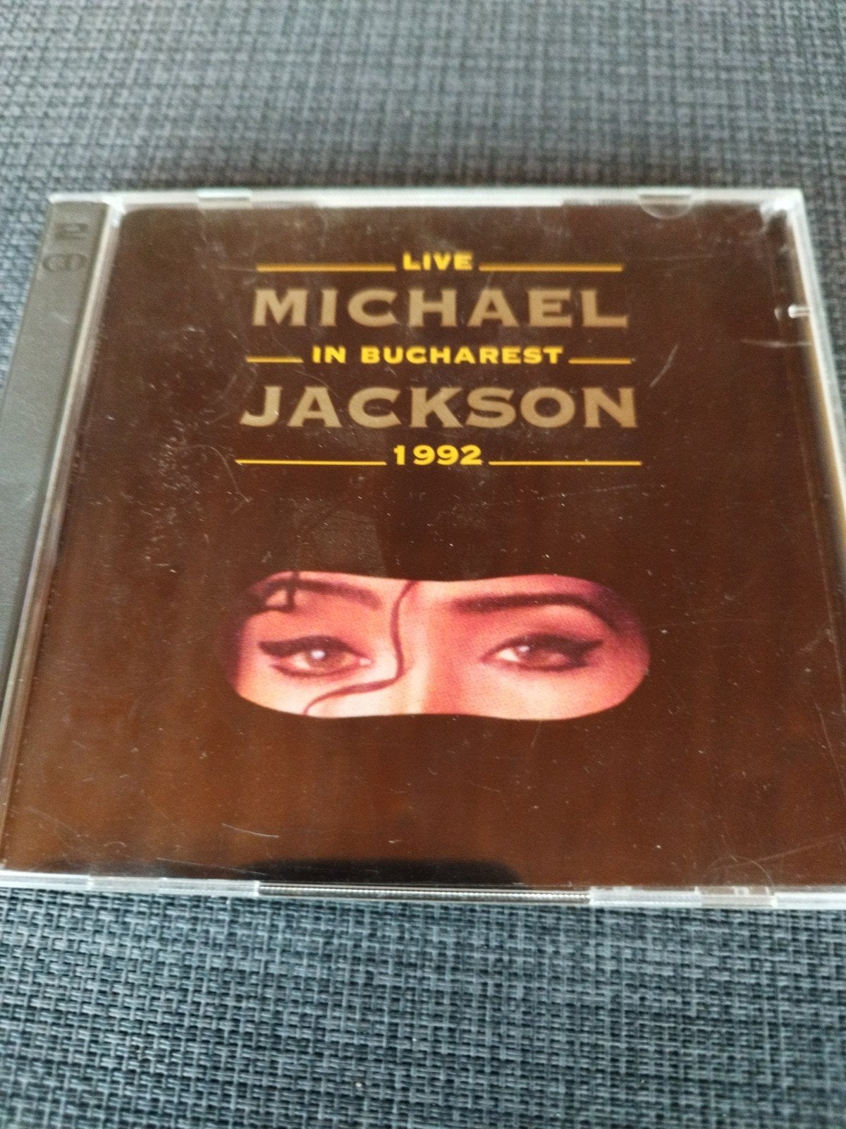 Michael Jackson Cd Live in Bucharest, Ophalen