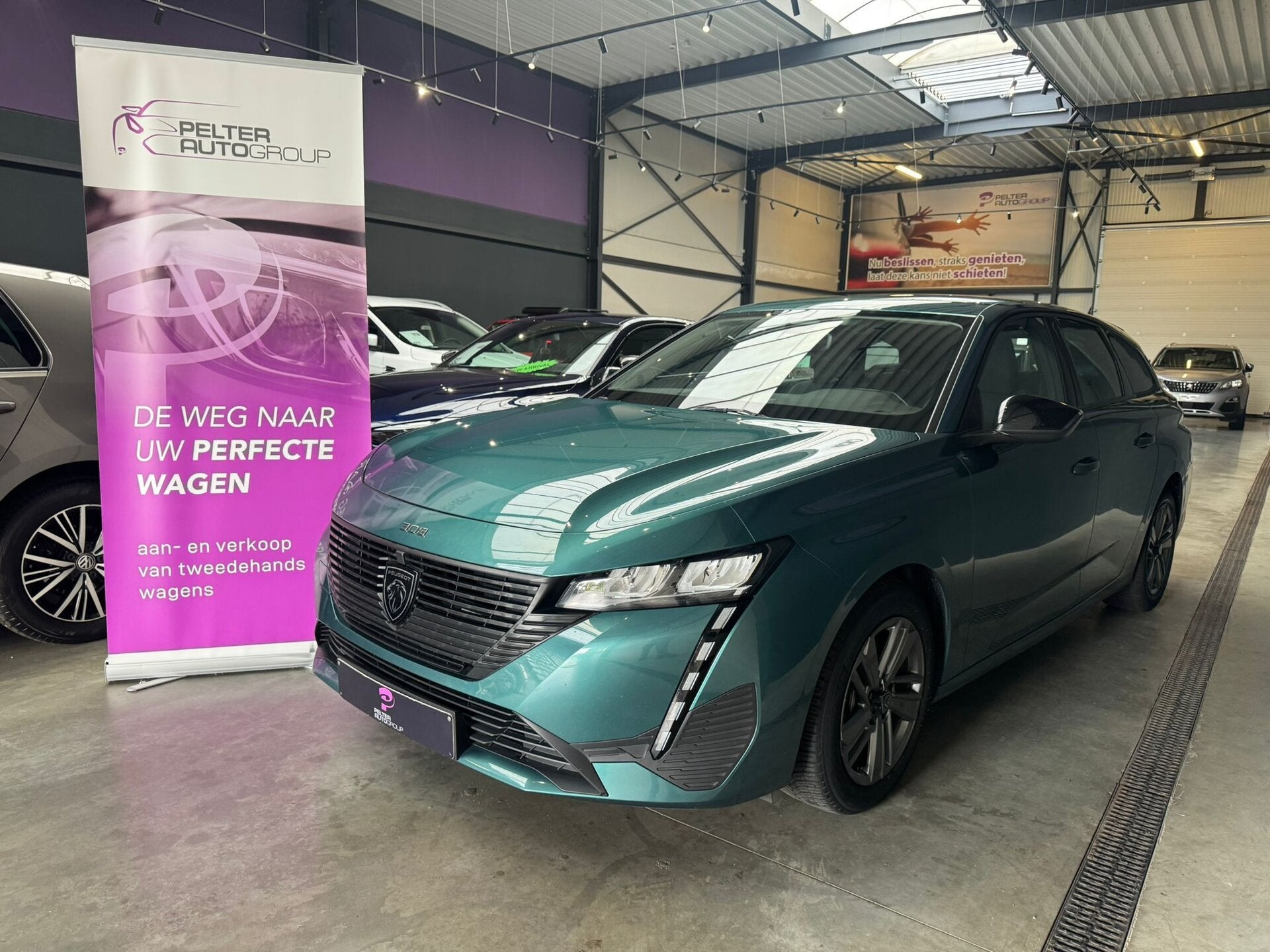 Peugeot 308 SW 1.2 PureTech Active Pack Automaat GPS, Autos, Peugeot, 0 kg, https://public.car-pass.be/vhr/b63619d8-ef19-40b3-b4cf-3b69c59446eb