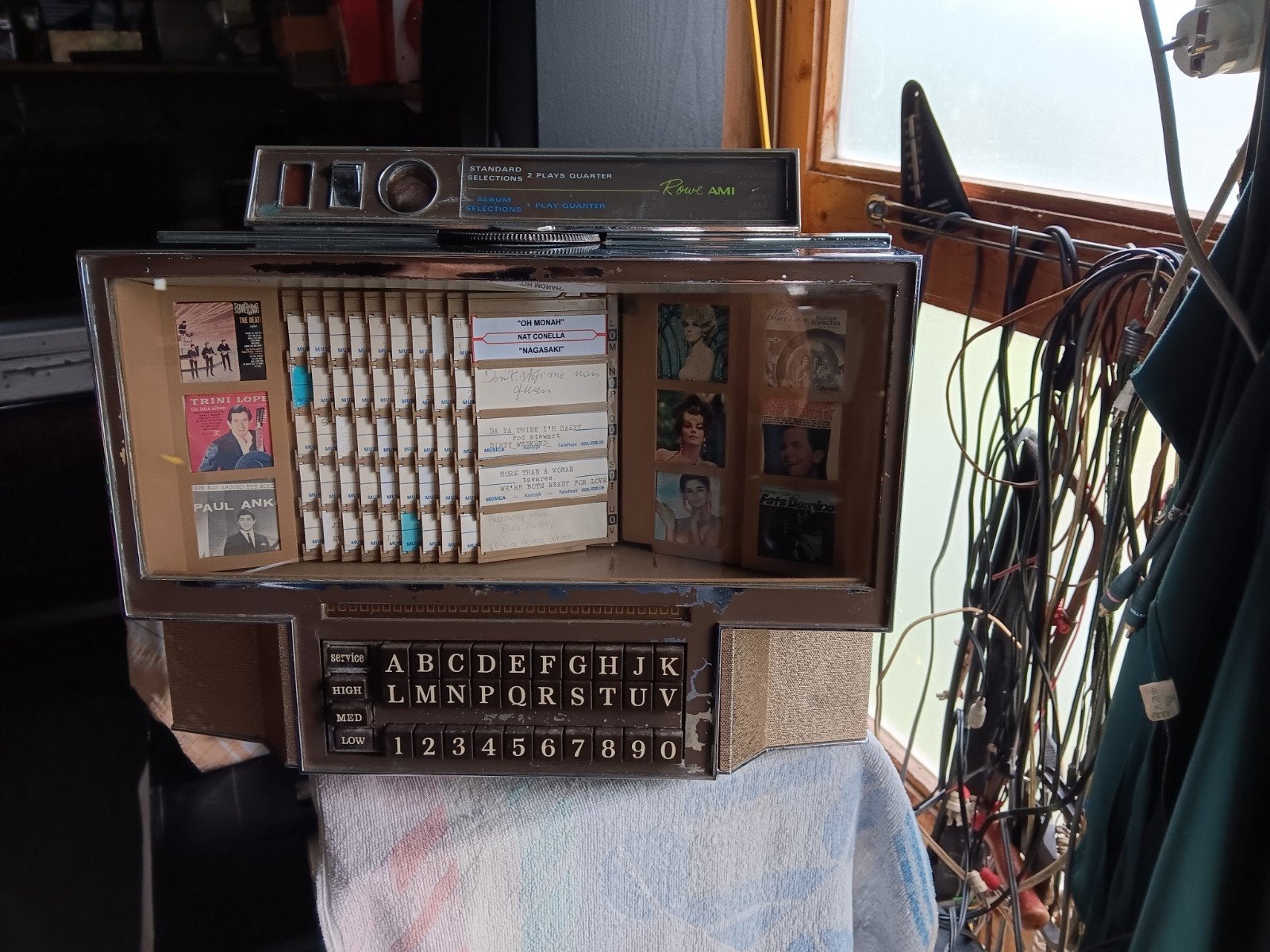 Walbox  Ami, Ophalen, Ami