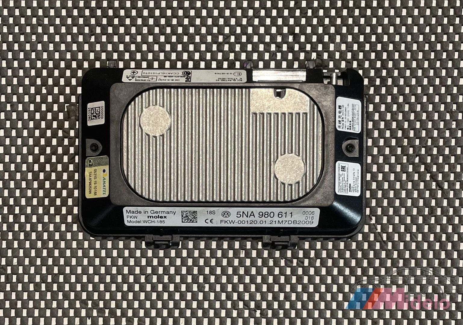 VW GOLF VIII KOPPELANTENNE DRAADLOOS OPLADEN, Volkswagen, -, Utilisé, -