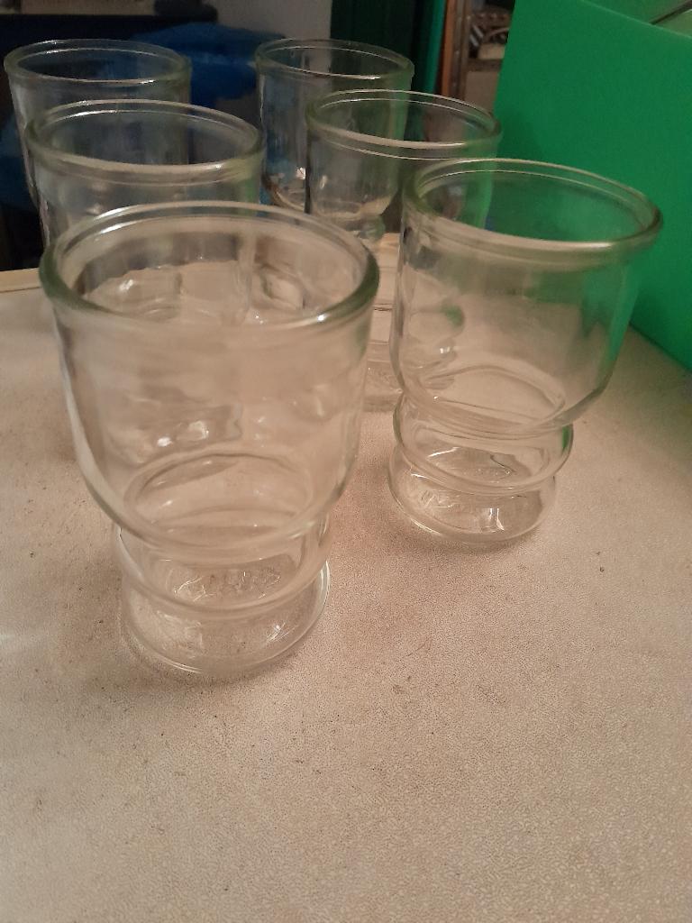frisdrankglazen, Ophalen