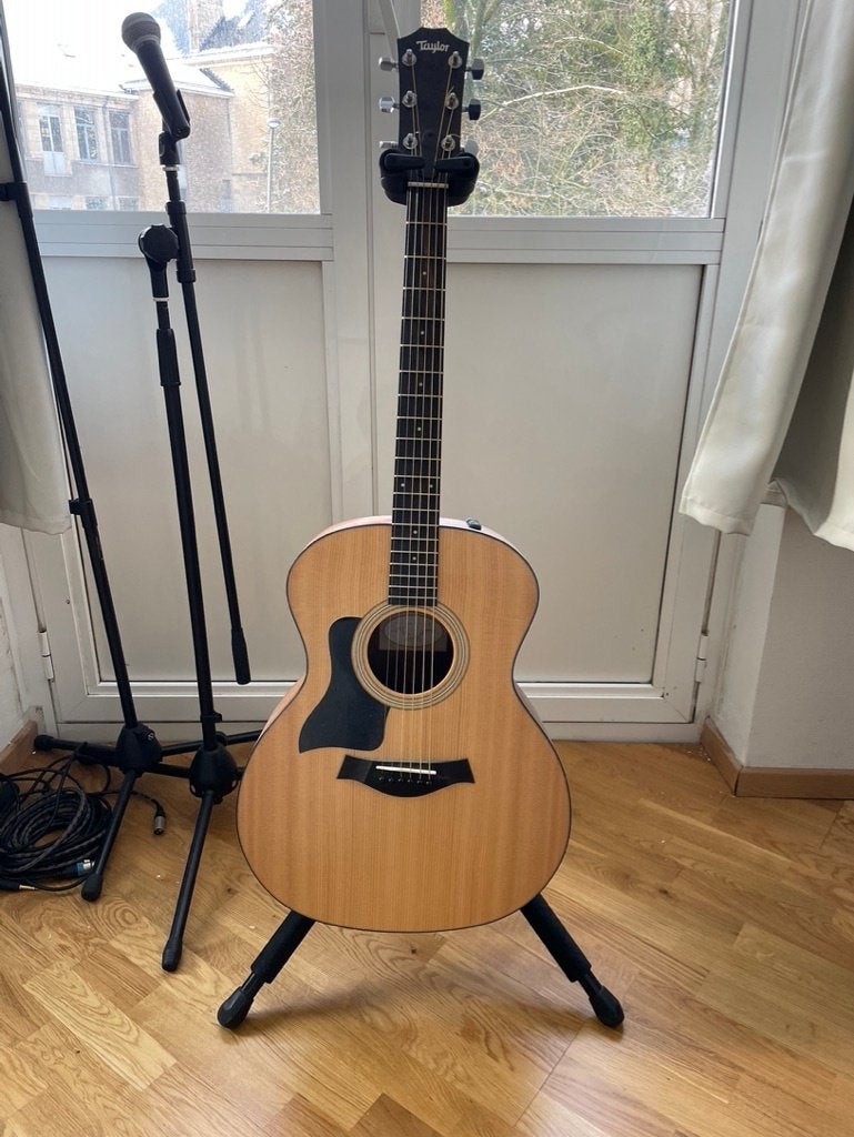 Taylor BBT Big Baby Lefthanded electro-accoustic guitar, Enlèvement, Utilisé, Guitare Western ou Guitare Folk