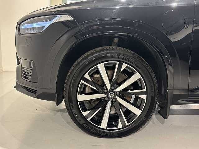 Volvo XC90 T8 Recharge Dark Plus + electr trekhaak, XC90, 32 g/km, 7 places, Automatique