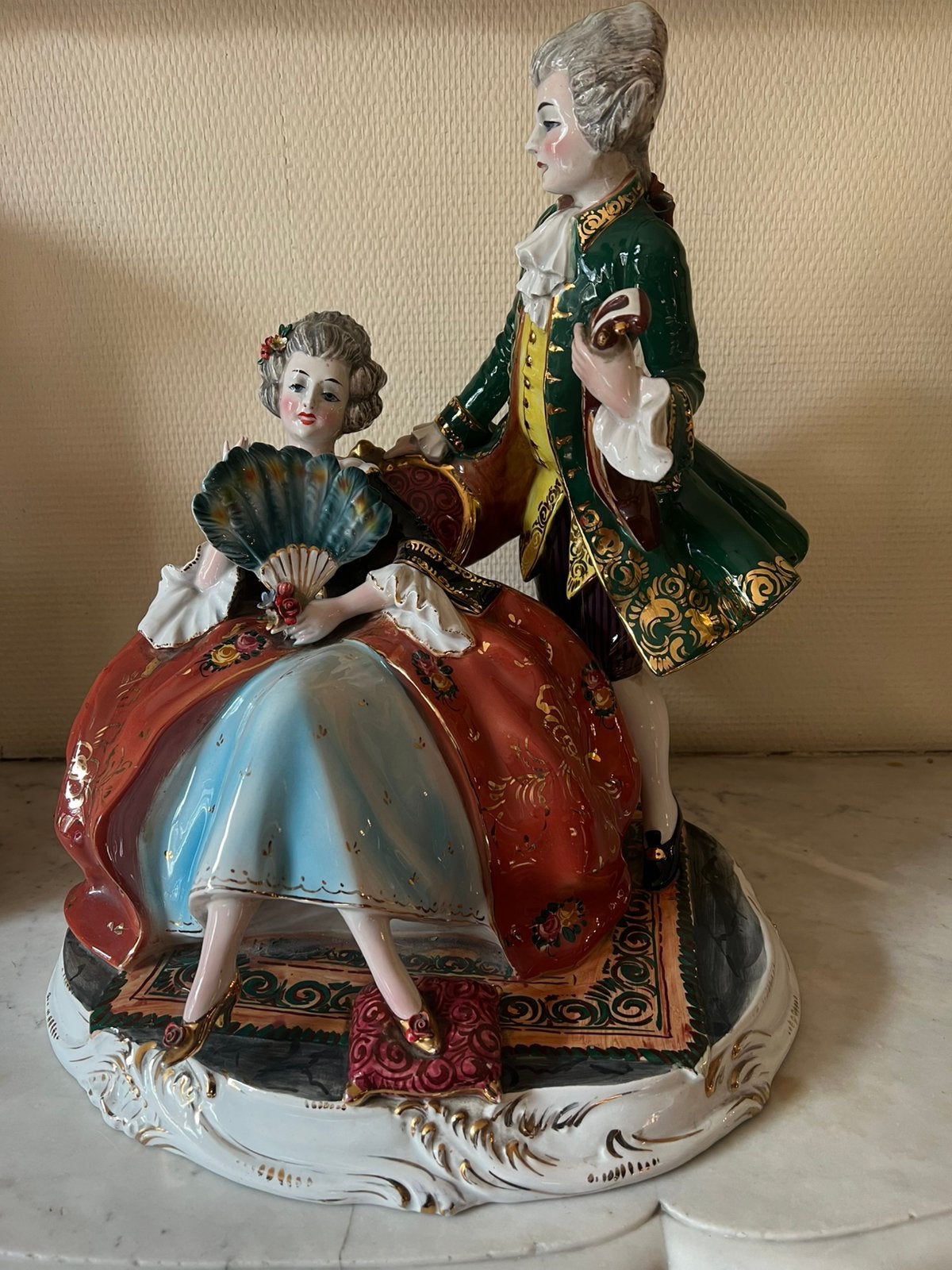 Porselein sitzendorf/ dresden dame met waaier, Ophalen