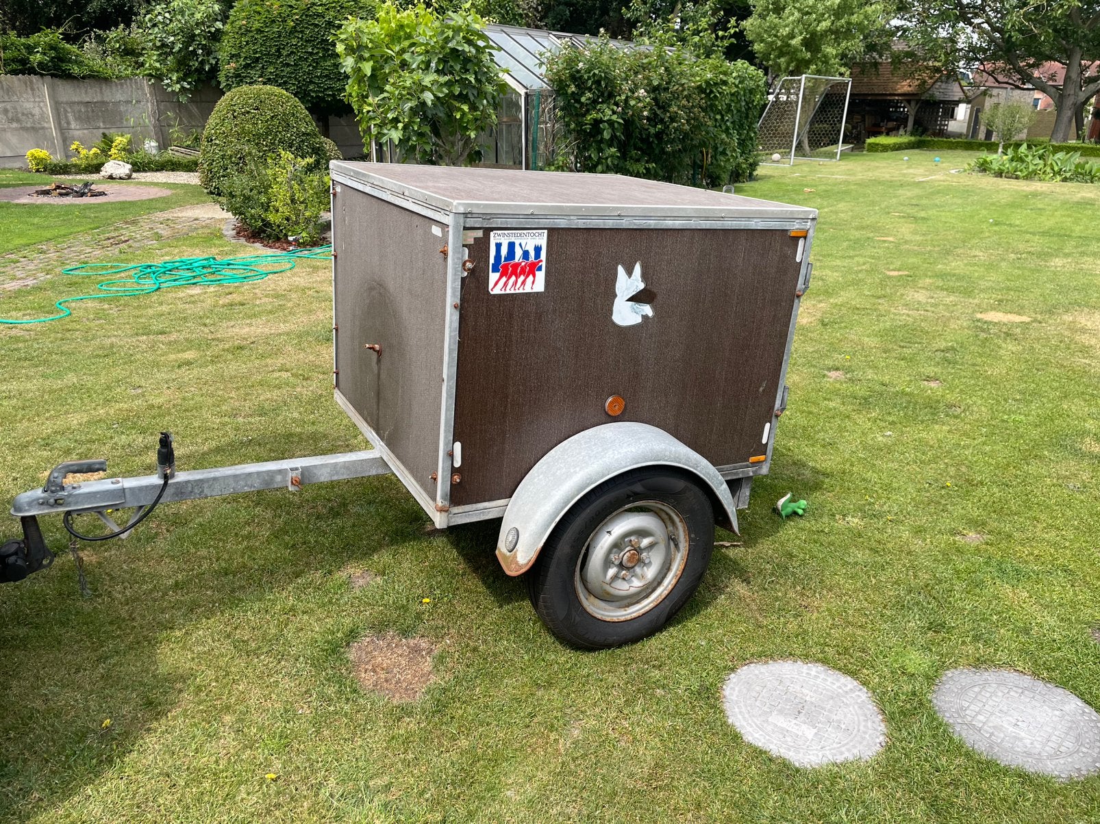 Aanhangwagen Dieren ( Hond ), Enlèvement, Comme neuf
