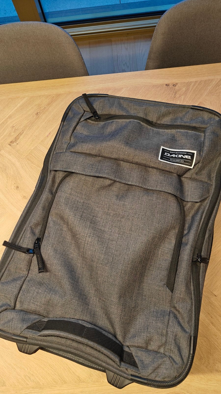 reiskoffer Dakine, Handtassen en Accessoires, Tassen | Reistassen en Weekendtassen, Ophalen, Wieltjes