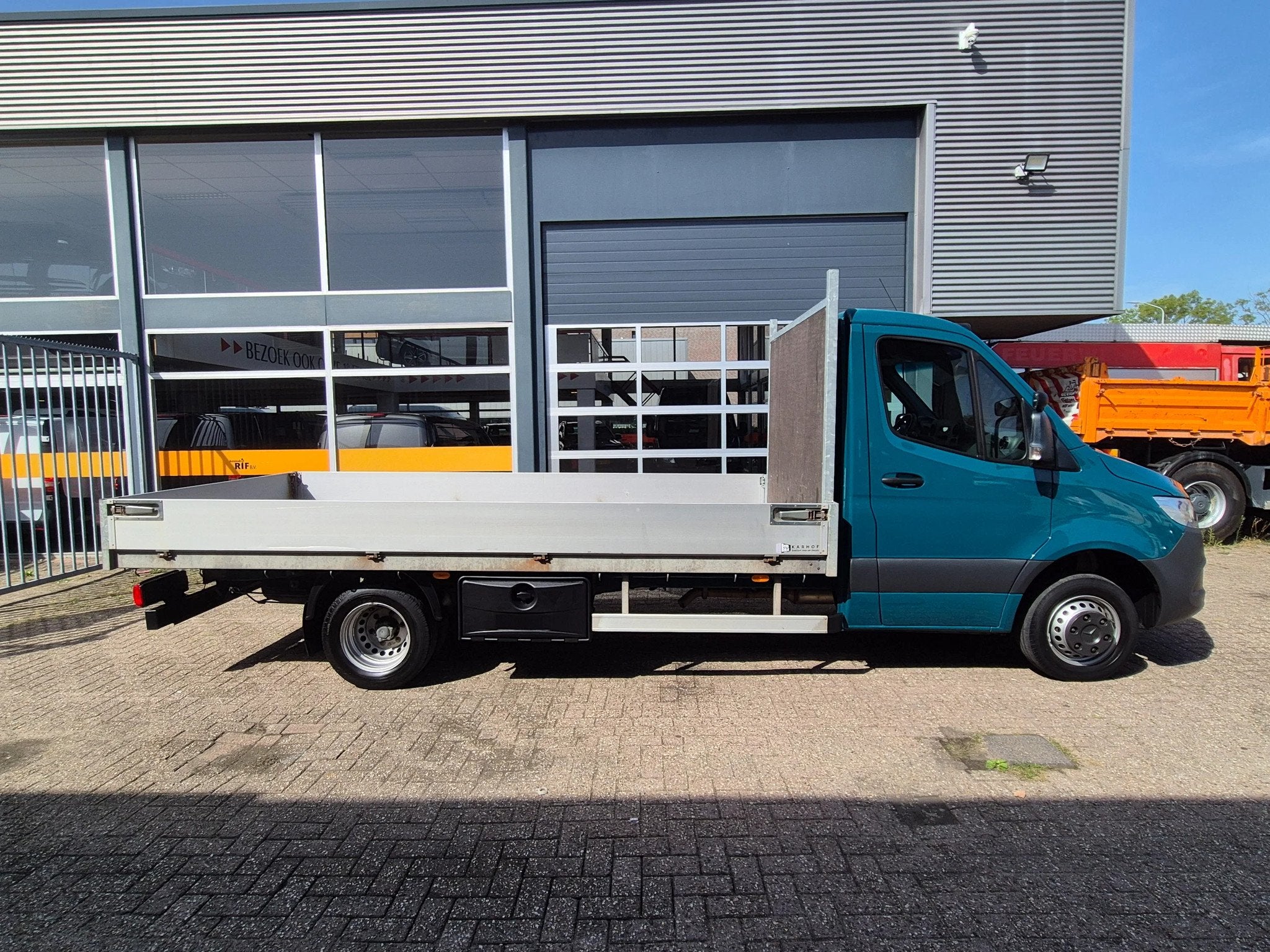 Mercedes-Benz Sprinter 516 CDI Open laadbak 4.26m GVW 3500kg, Autos, Camionnettes & Utilitaires, Achat, Euro 6, Entreprise, 2 places