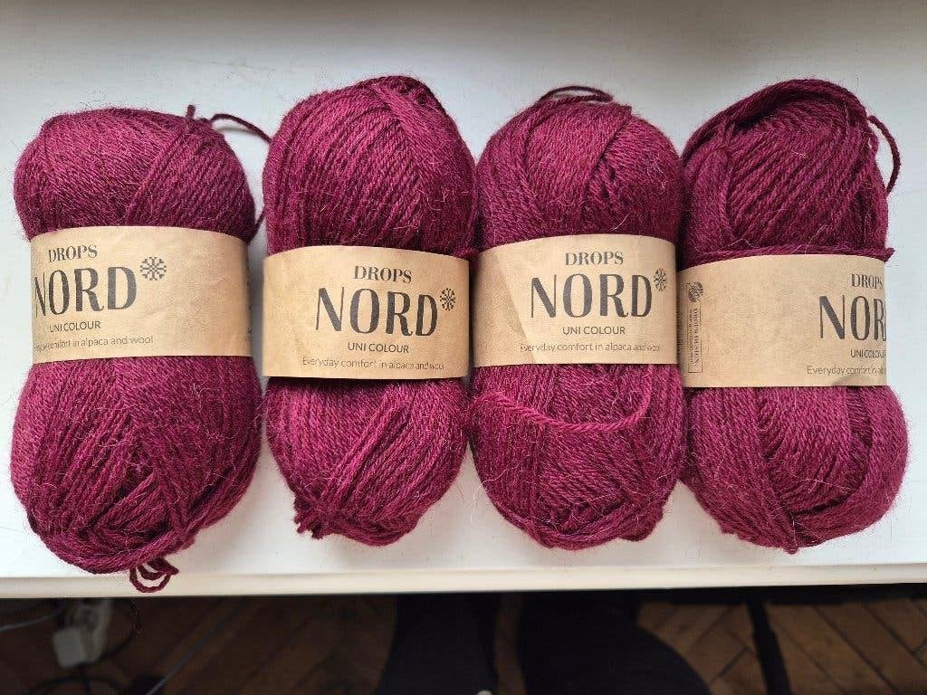 Breiwol Drops Nord bordeaux nr 30 (4 bollen), Hobby en Vrije tijd, Ophalen, Nieuw
