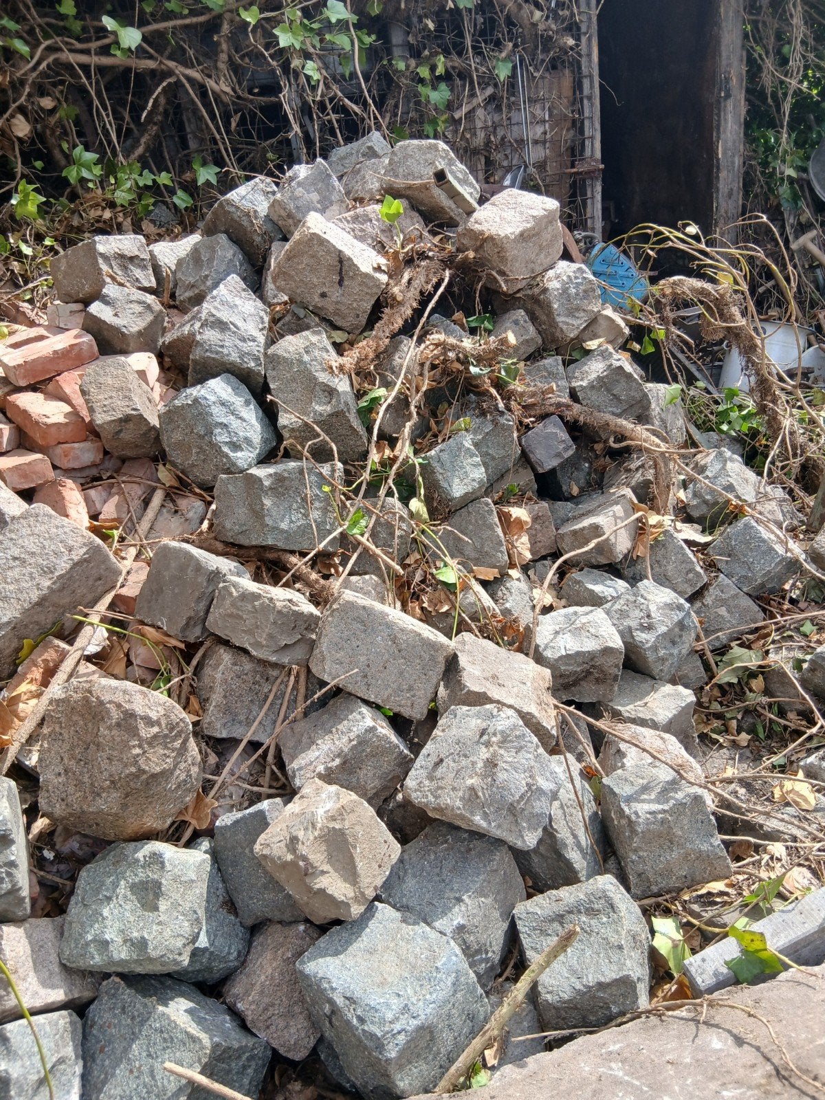 Grote sier kasseien om grotje of rots tuintje te maken., Tuin en Terras, Ophalen