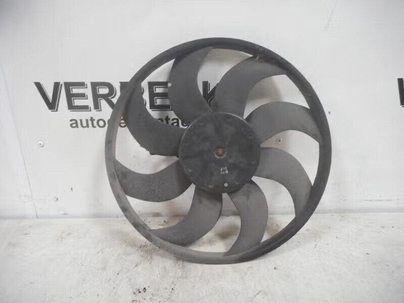 KOELVENTILATORMOTOR Ford Focus 2 Wagon (3m51-8c607e), Enlèvement ou Envoi, Henry-Ford-Straße 1 50735 Köln, DE, Ford-Werke GmbH