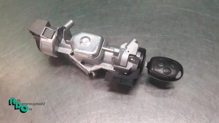 Serrure de contact + clé d'un Ford Focus (Focus 04-), -, 3 mois de garantie, -, -