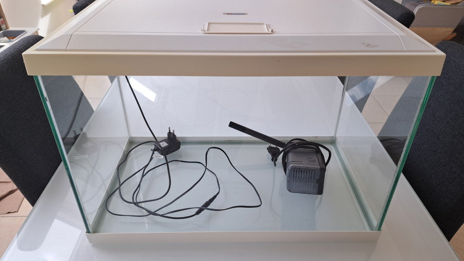 Superfish Aqua 70 Led aquarium + Aqua-flow 200 pomp., Dieren en Toebehoren, Ophalen, Pomp, Superfish