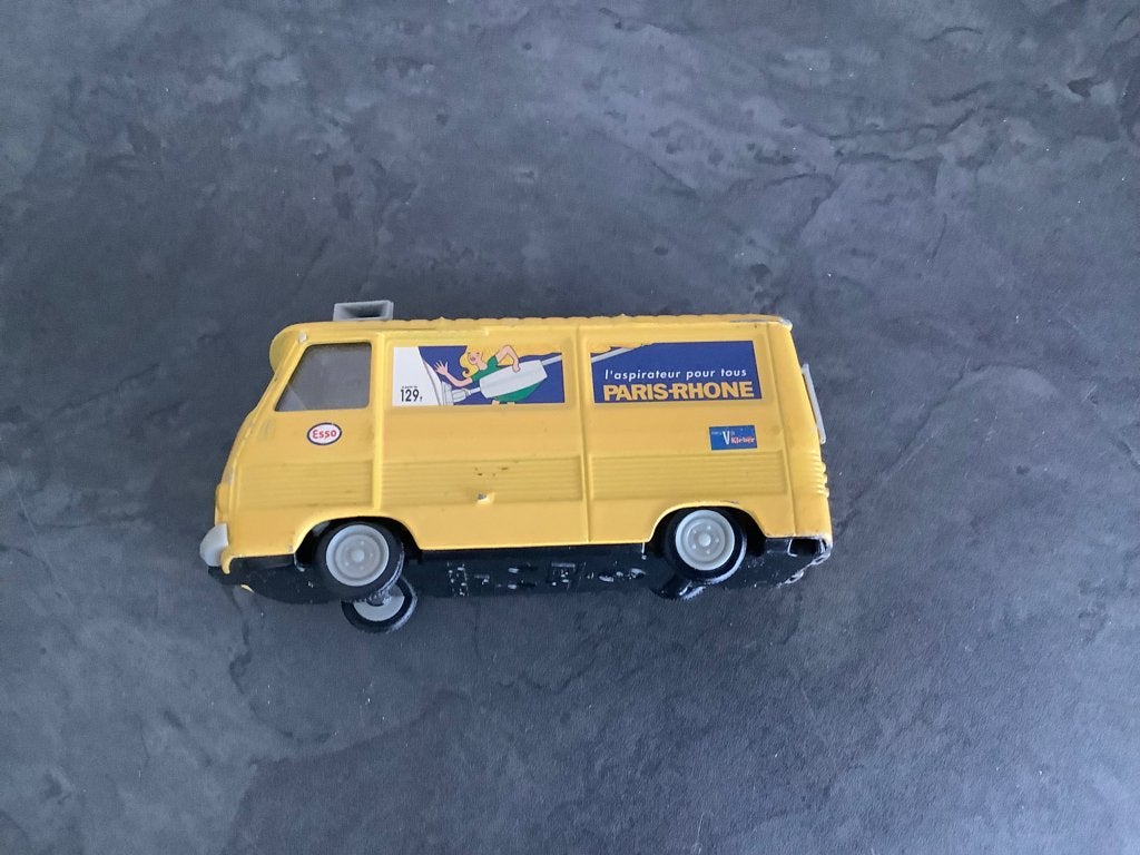 Peugeot J7 Tour de France miniature (échelle 1/43), Hobby & Loisirs créatifs, Enlèvement ou Envoi, Utilisé, Voiture, Norev