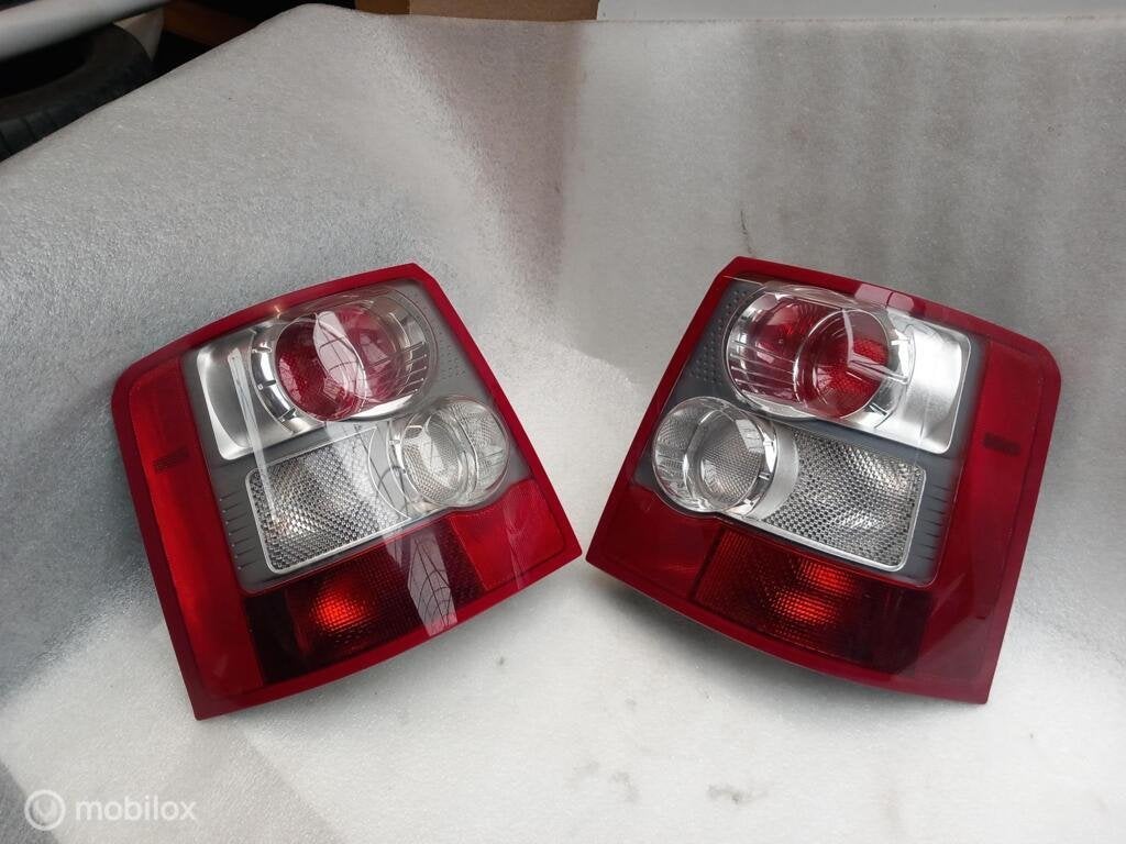 Achterlicht Range Rover Sport 2009 2010 Rechts L320 upgrade, Land Rover, Ophalen of Verzenden, Gebruikt, Land Rover