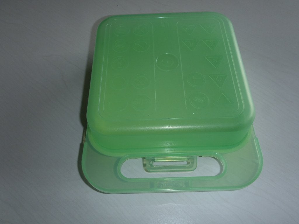 Tupperware lunch-/picknickbox, Ophalen of Verzenden, Zo goed als nieuw, Groen, Bus of Trommel