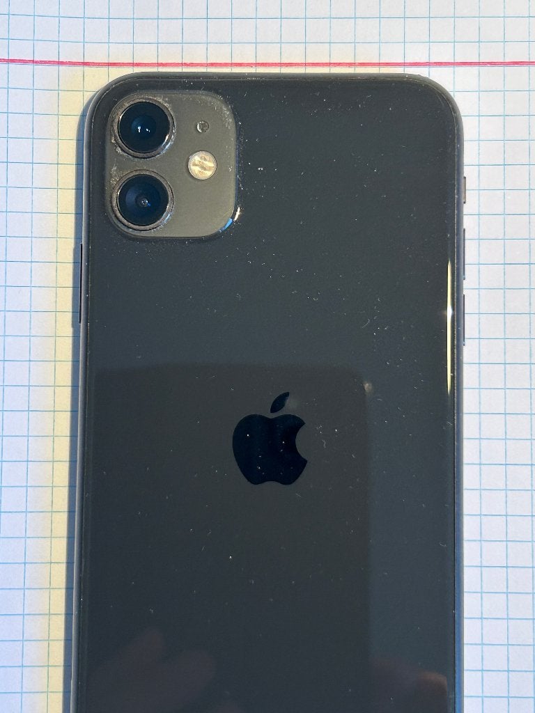 iphone 11 met oplader, Enlèvement ou Envoi, IPhone 11, Utilisé, 64 GB