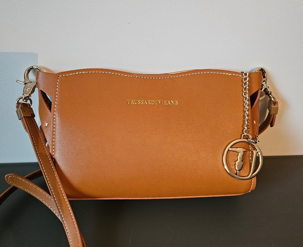 Trussardi ->> Nieuwe stijlvolle handtas, Handtassen en Accessoires, Tassen | Damestassen, Ophalen, Nieuw, Handtas