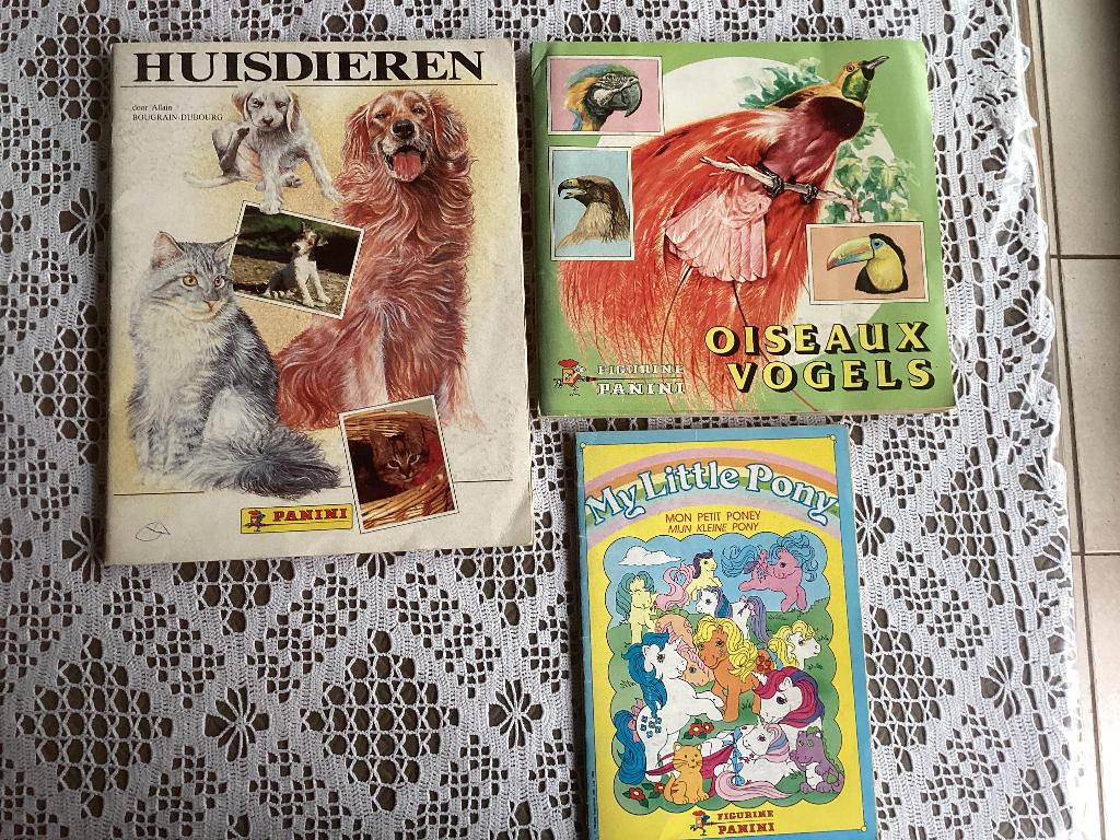 3 Panini albums vogels huisdieren MyLittle Pony volledig, Ophalen of Verzenden, Gebruikt