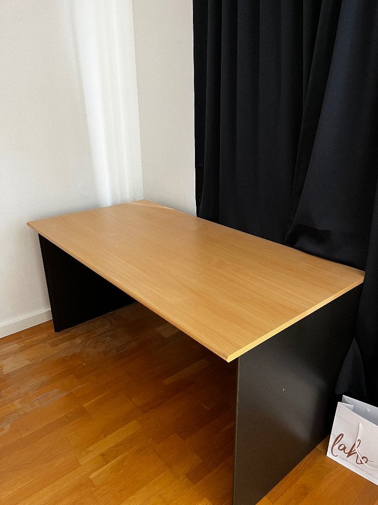 Bureau, Enlèvement, Comme neuf