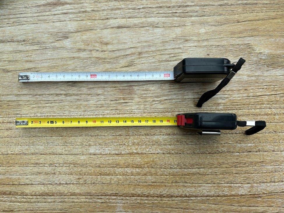 2 x Rolmeters, Bricolage & Construction, Instruments de mesure, Enlèvement ou Envoi, Utilisé, Distance