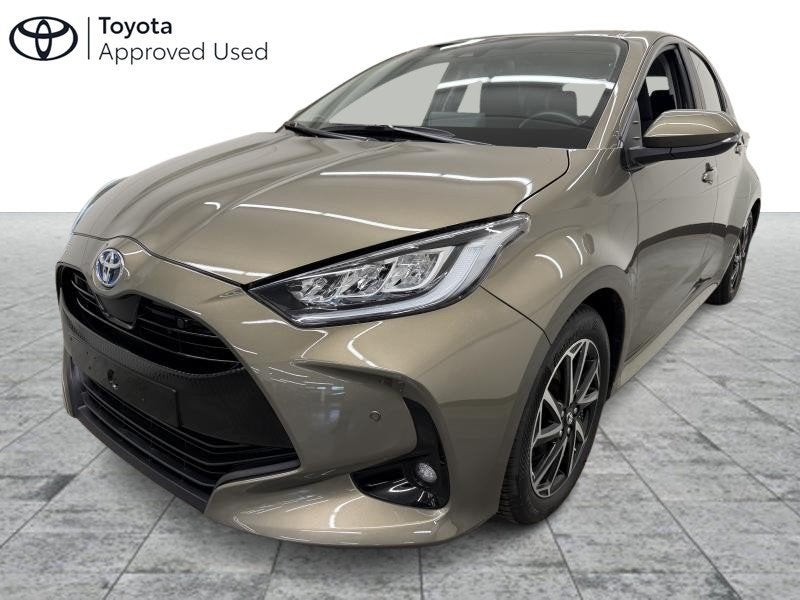 Toyota Yaris Iconic + Navi + Hi-tech Pack, Auto's, Toyota, Automaat, 1498 cc, Overige kleuren, 5 deurs