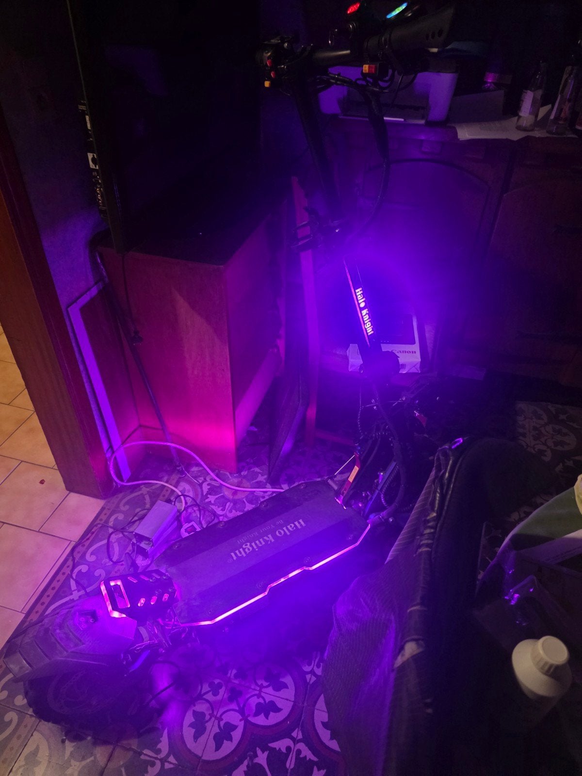 Trottinette halo knight t108 pro 6000 watt, Ophalen, Zo goed als nieuw, Elektrische step (E-scooter), Halo knight