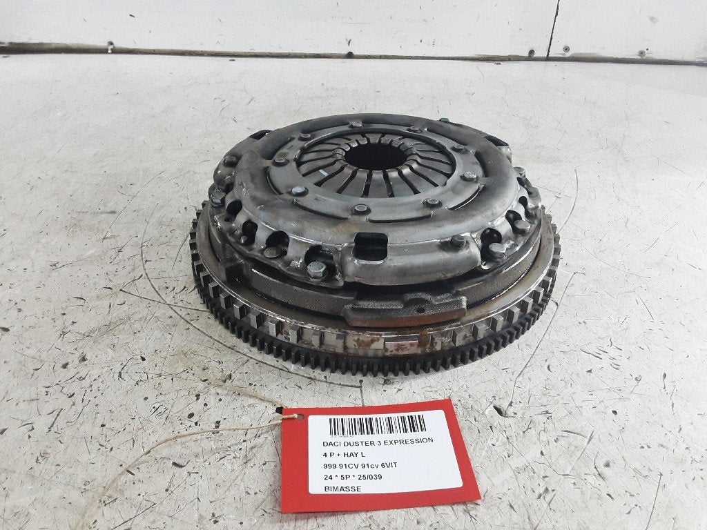 VOLANT MOTEUR BI-MASSE Dacia Duster (DJF) (123100749R), Autos : Pièces & Accessoires, Dacia, Mevr. I. Hauben, Utilisé, Rue de l'Espoir 34 34
4030  GRIVEGNÉE, BE
