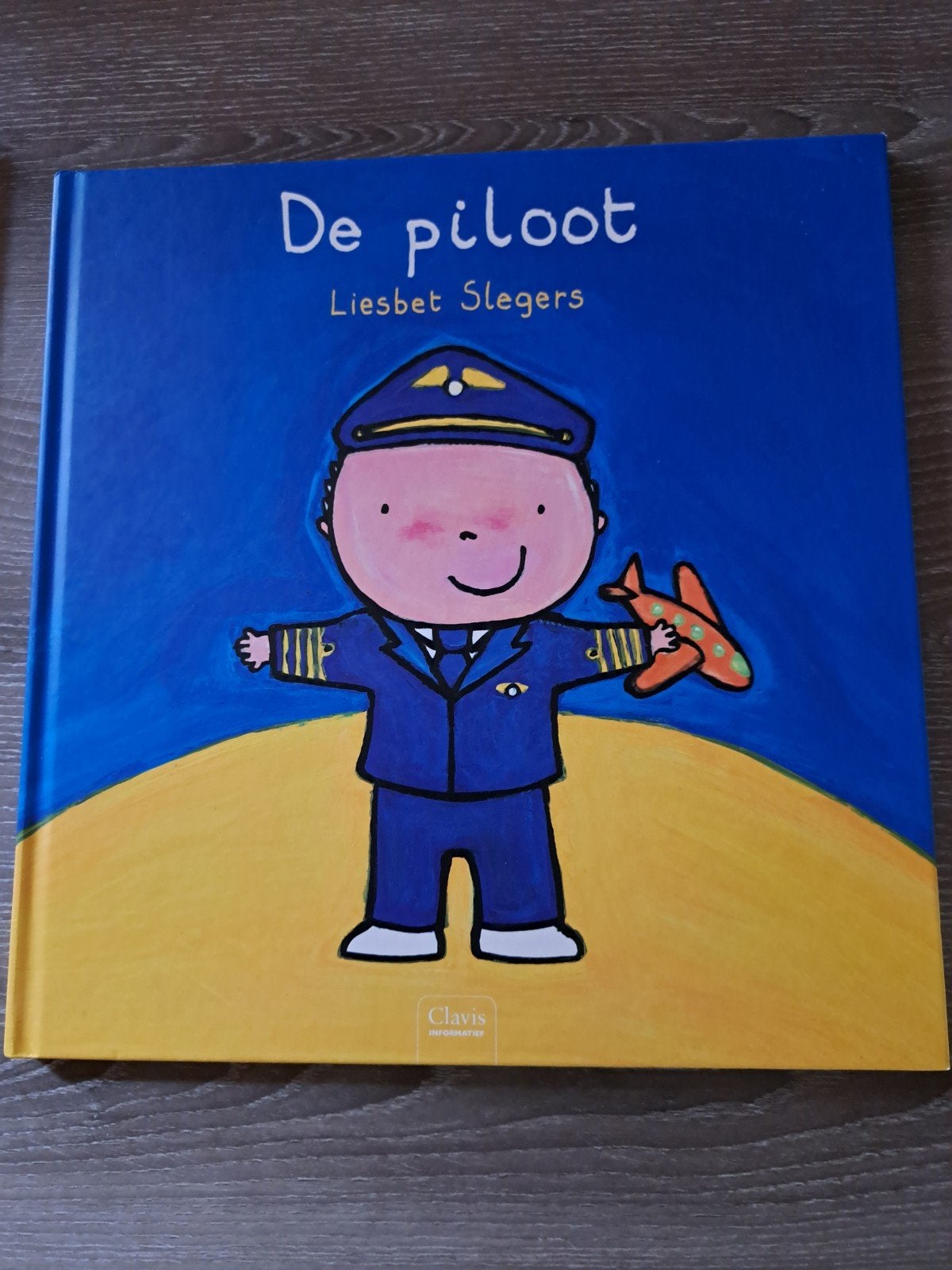 Liesbet Slegers  - de piloot, Boeken, Ophalen