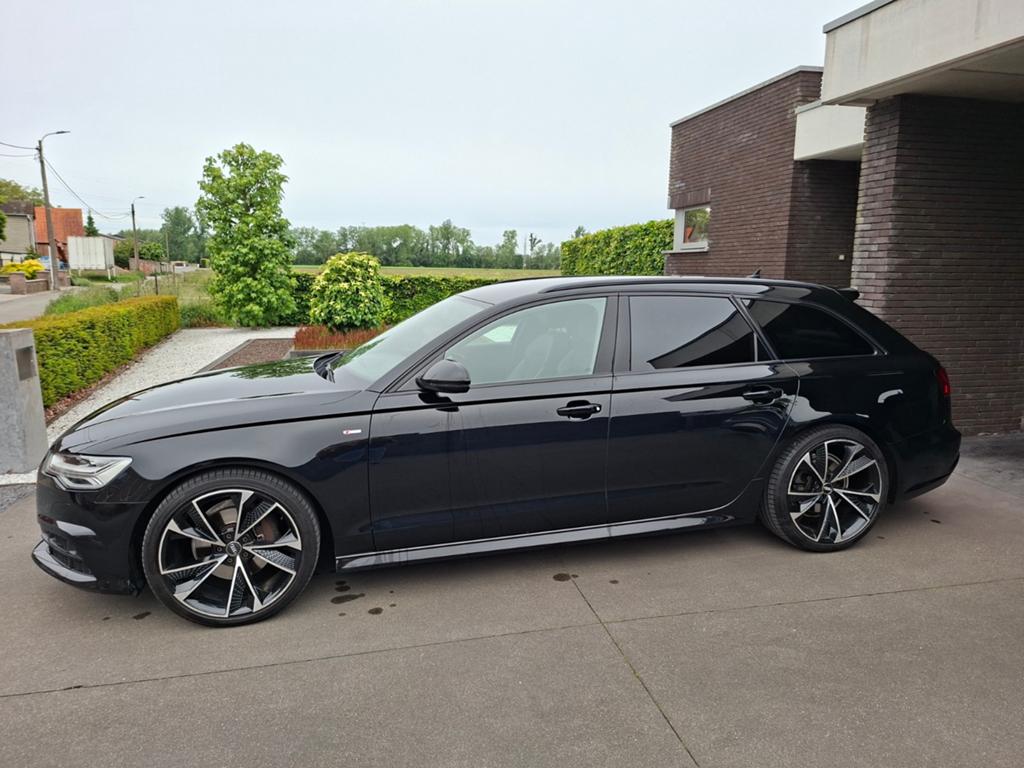 Te koop prachtige Audi A6 break S Line, Auto's, 1800 kg, Zwart, Regensensor, 5 deurs