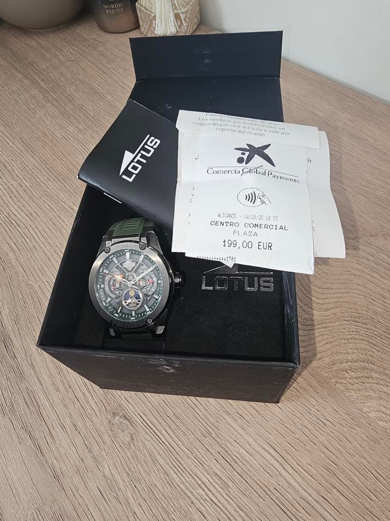 Lotus horloge Army uitvoering 2025, Handtassen en Accessoires, Horloges | Heren, Ophalen of Verzenden