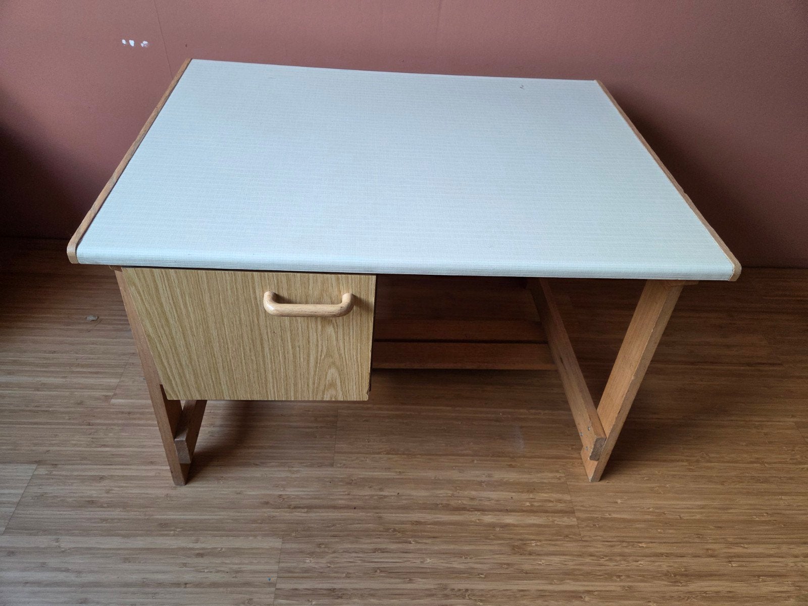 Vintage tafel / bureau voor kinderen, Ophalen, Gebruikt, Tafel(s)