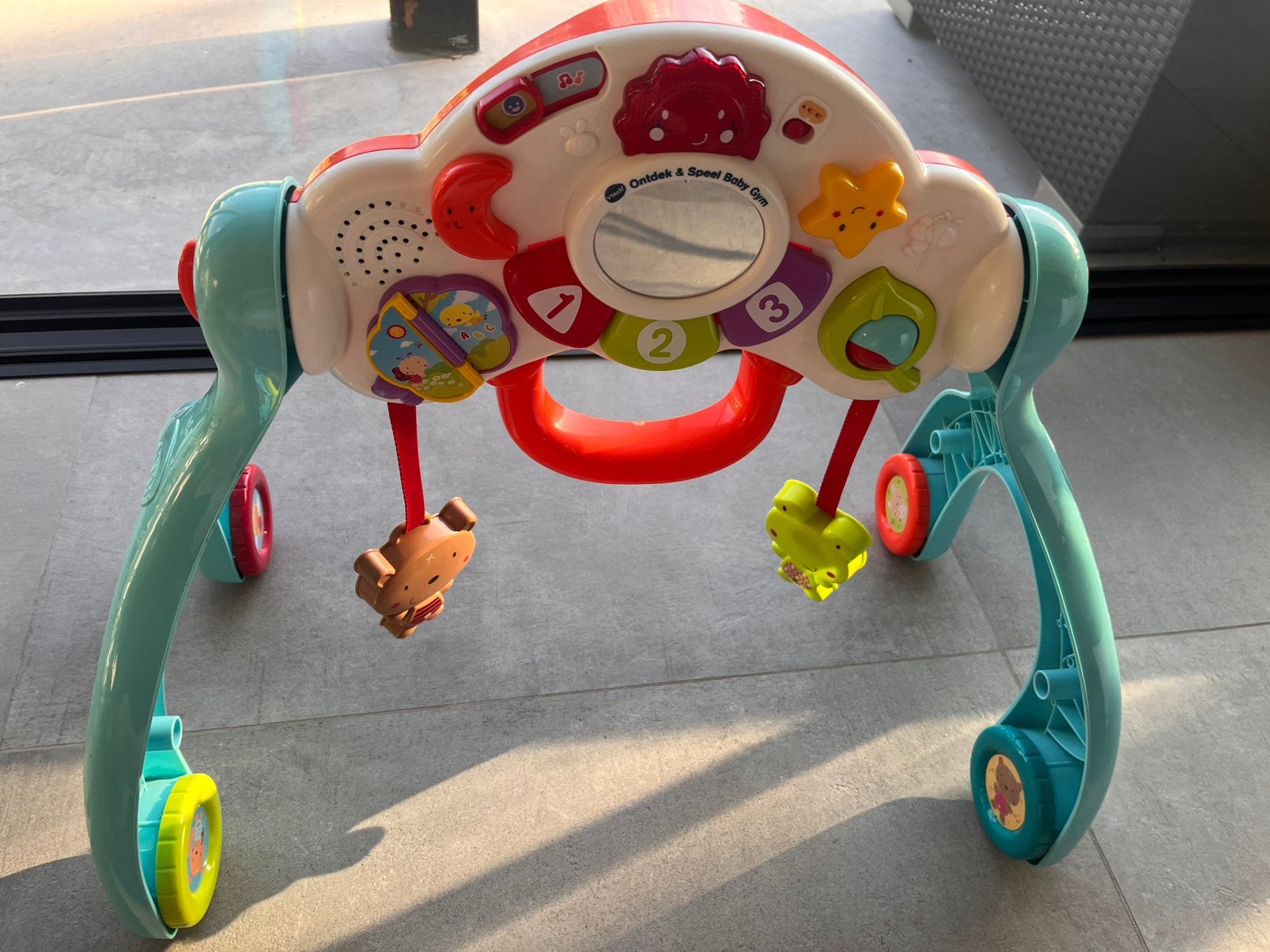 Vrtech babygym, Kinderen en Baby's, Ophalen, Zo goed als nieuw