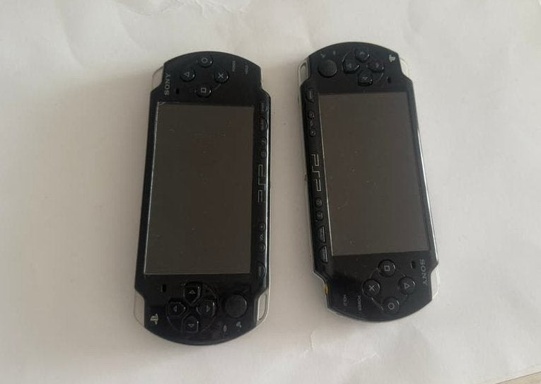 Consoles sony psp 2003 et 2004 (à réparer), Consoles de jeu & Jeux vidéo, Consoles de jeu | Sony PSP, Utilisé, PSP, Noir, Enlèvement ou Envoi