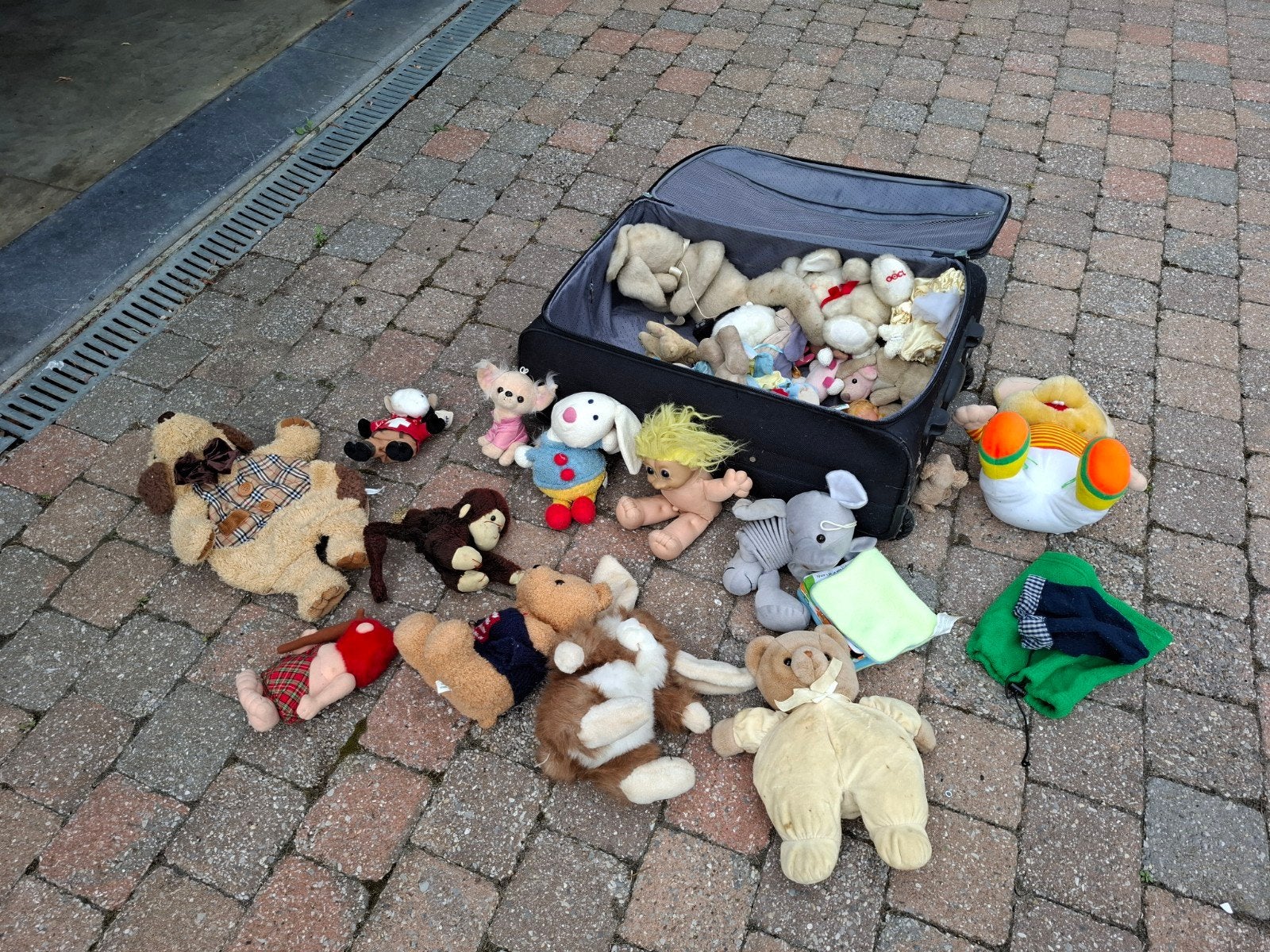 Koffer vol knuffels, Kinderen en Baby's, Speelgoed | Buiten | Speeltoestellen, Ophalen