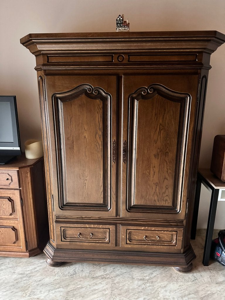 Armoire de hall, Enlèvement