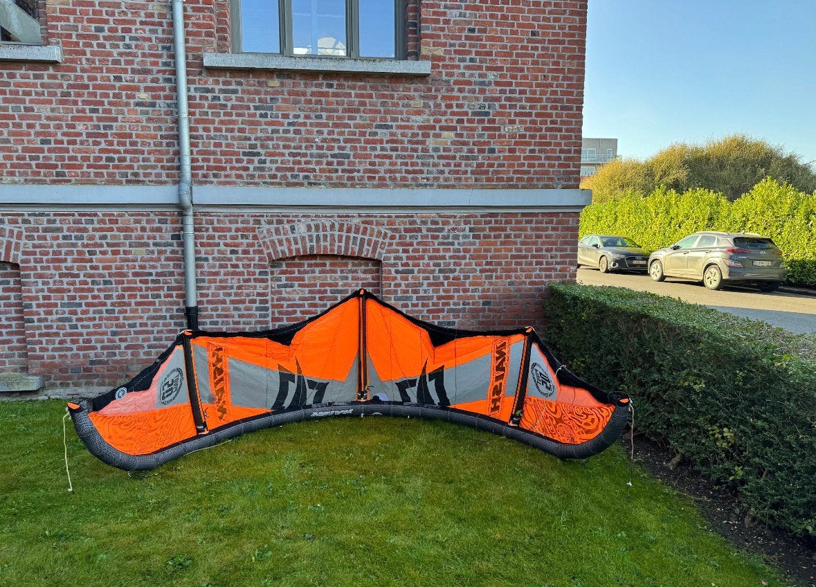 Naish pivot 5m, Sports nautiques & Bateaux, Kitesurf, Enlèvement, Utilisé, 5 m², Kite