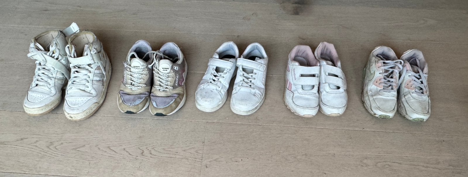 5 paires de Baskets fille Adidas Karhu Levis Reebok et Nike, Enlèvement, Porté, Sneakers et Baskets
