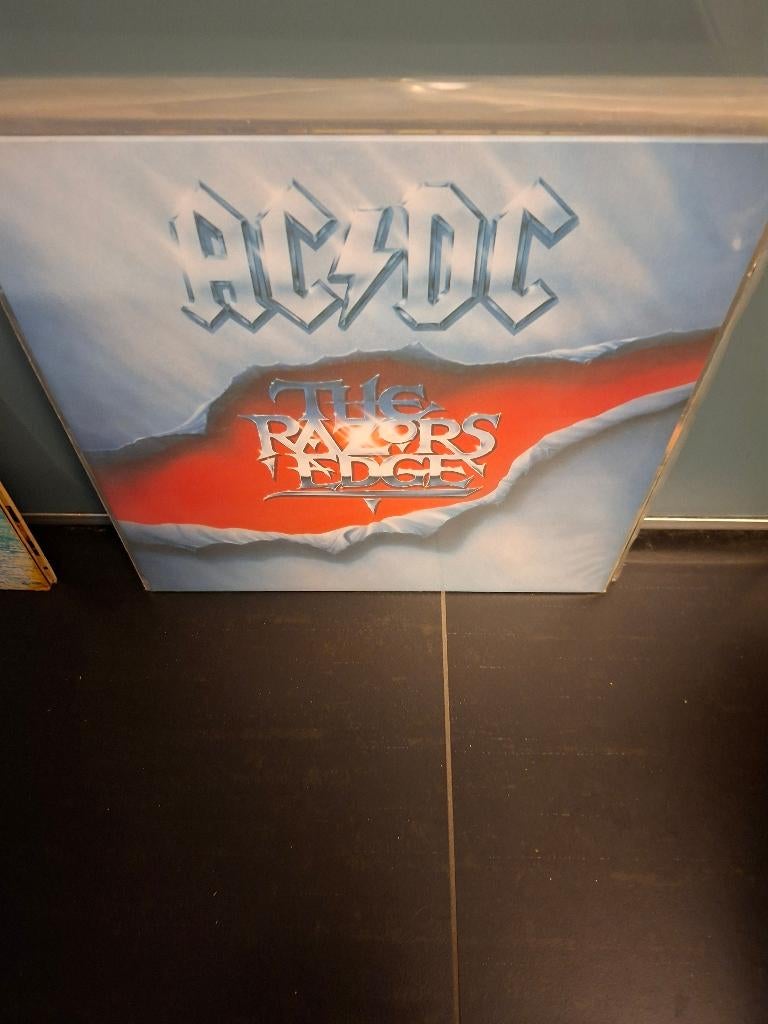 lp - ac/dc - the razors edge - re 2009, Inclusief binnenhoes, Zo goed als nieuw, 12 inch, Ophalen of Verzenden