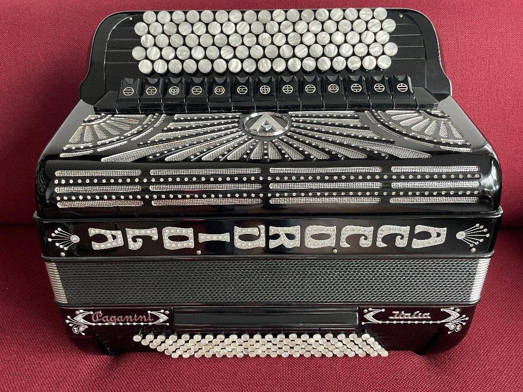 Accordiola Paganini knopacordeon.5 korig.Cassotto.DO3., Muziek en Instrumenten, Accordeons, Met koffer, Ophalen of Verzenden, Knopaccordeon