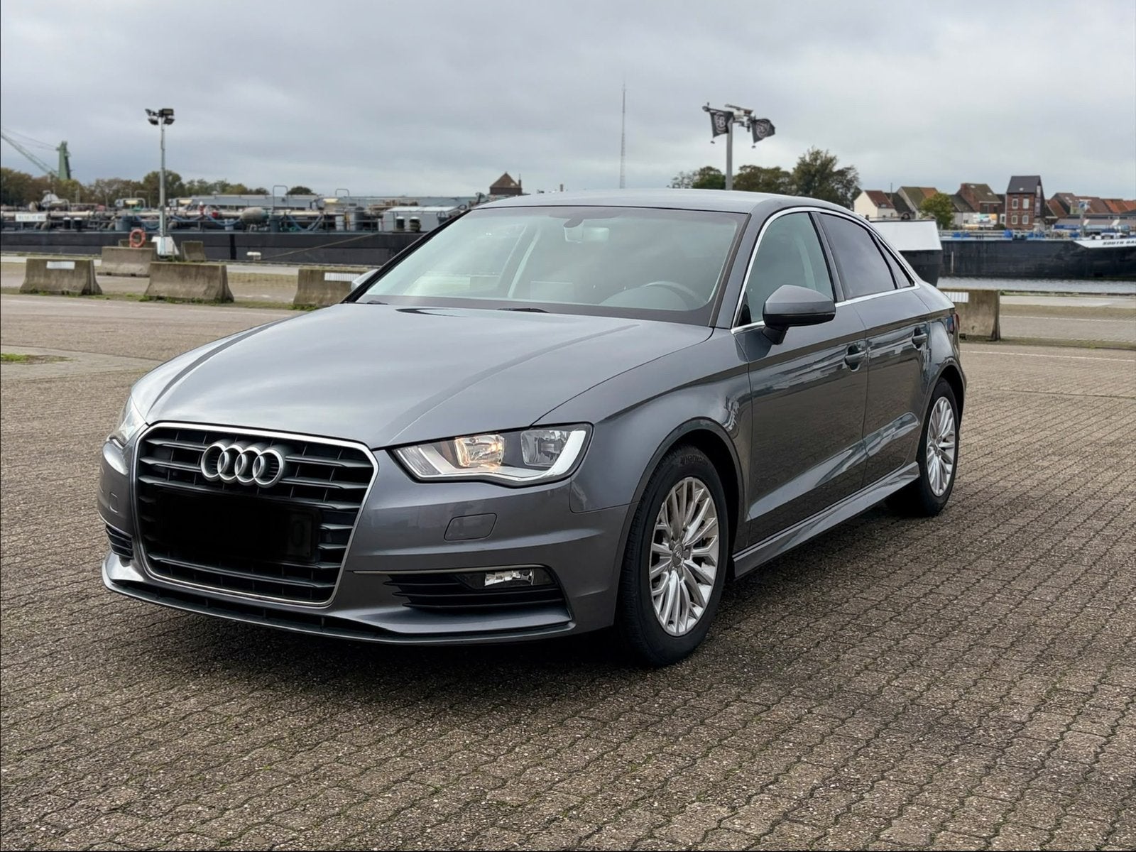 Audi A3 2016 1.6 diesel 186 dkm, Autos, Argent ou Gris, Achat, 6 portes, Euro 6