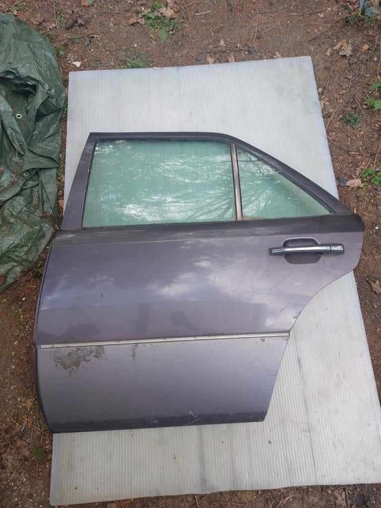 Mercedes w124 sedan deuren, Auto-onderdelen, Ophalen of Verzenden, Gebruikt, Mercedes-Benz, Deur