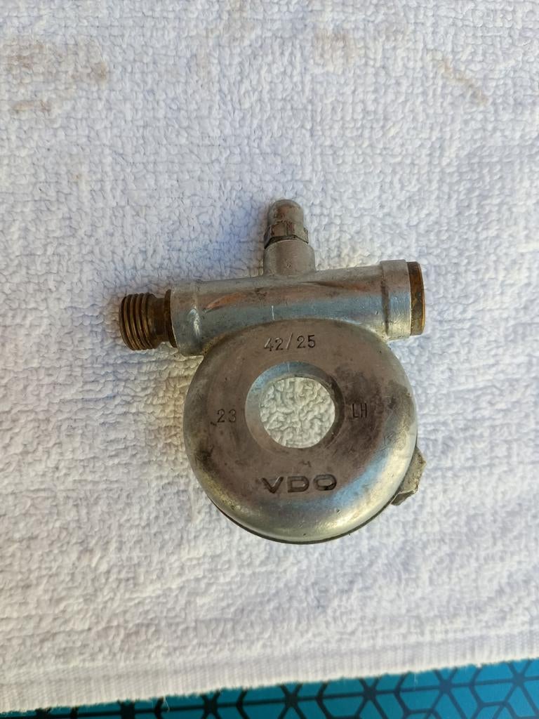 VDO 42/25 tellermeenemer, Ophalen
