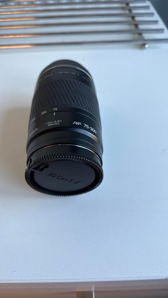 Konica minolta lens 1.5m/4.9ft. Af 75-300., Enlèvement, Comme neuf, Lentille standard, Zoom