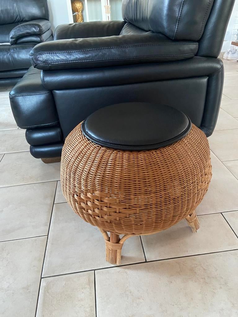 4 galettes de chaises, effet cuir, neuves, IKEA, Ophalen, Zo goed als nieuw, Leer