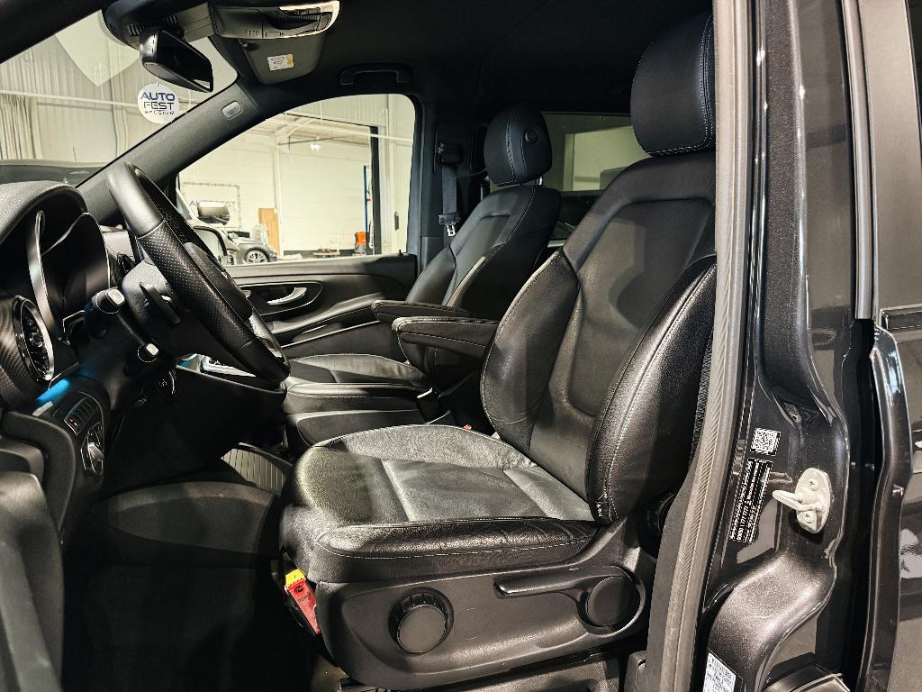 Mercedes-Benz V300d AMG-Line | Dubbele Cabine Lichte Vracht, Auto's, Zwart, Leder, Bedrijf, 5 deurs