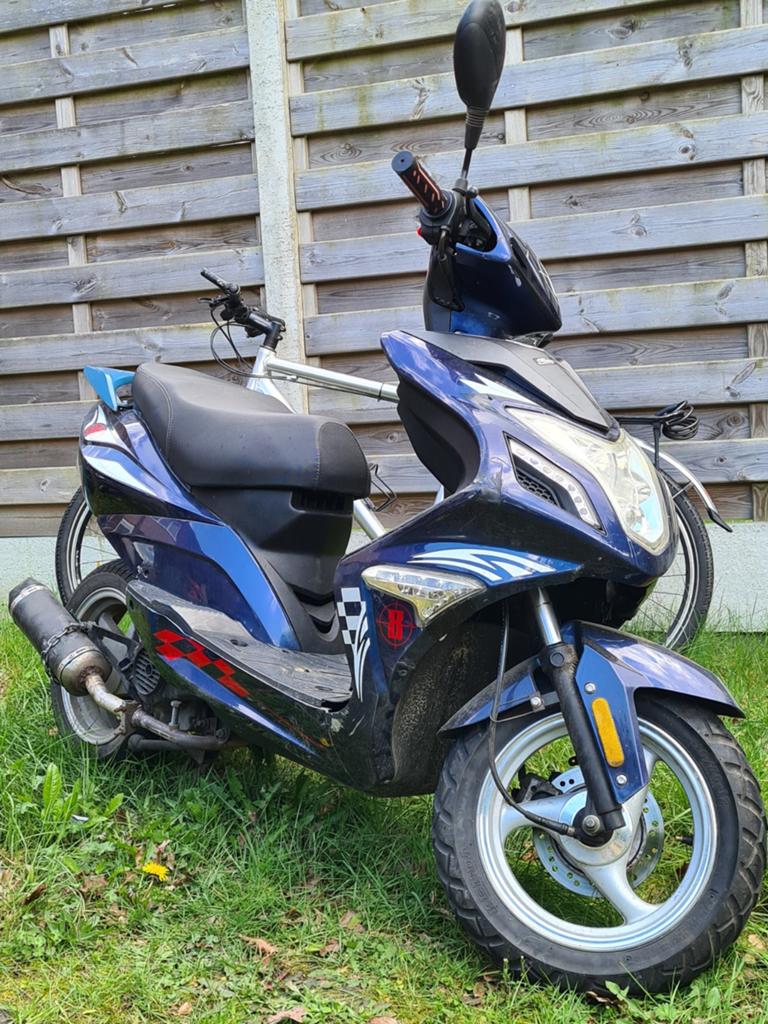 AGM 80cc kit A klasse papieren en sleutel start en rijd, Ophalen of Verzenden