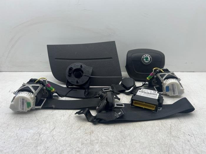 Kit + module airbag d'un Skoda Fabia, -, 3 mois de garantie, Utilisé, Skoda