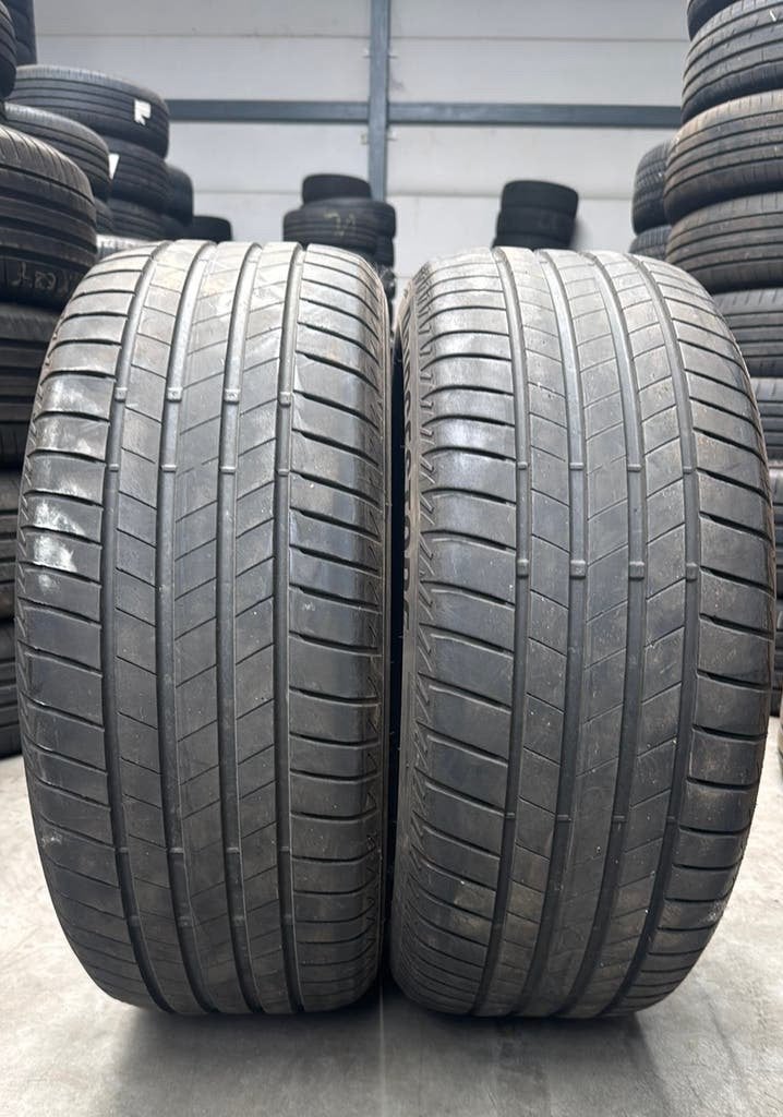 2355517 235/55/17 235/55R17 zomerbanden merk Bridgestone, Ophalen