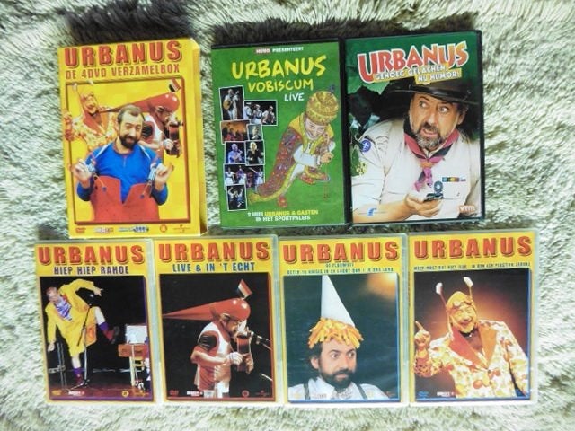 Urbanus dvd verzamelbox (4 dvd's) + Bonus dvd's, Enlèvement ou Envoi, Comme neuf, Stand-up ou Spectacle de théâtre